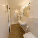 Gaestehaus Bergfalke ارنشوب