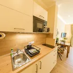Gaestehaus Bergfalke 3* ارنشوب