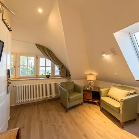 Gaestehaus Bergfalke 3*