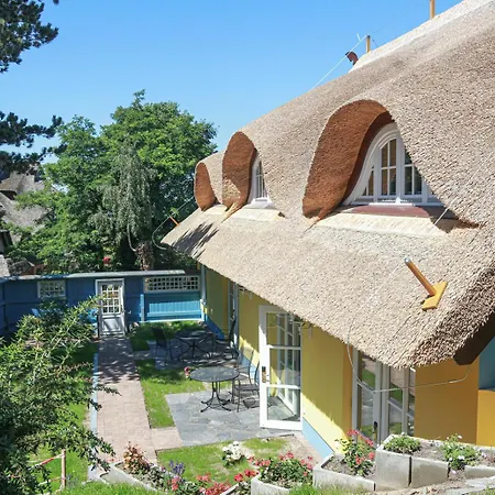 Gaestehaus Bergfalken Ahrenshoop